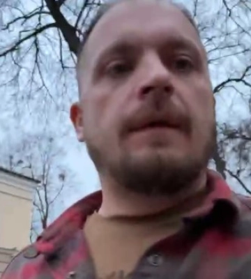 Мер Конотопа звинуватив голову ОВА в організації масового нагородження військових перед прильотом