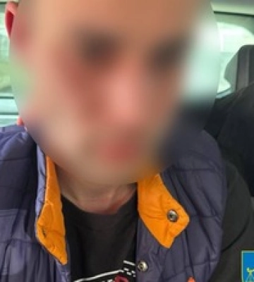 Родинний водій спалив автівку роботодавцям у Києві