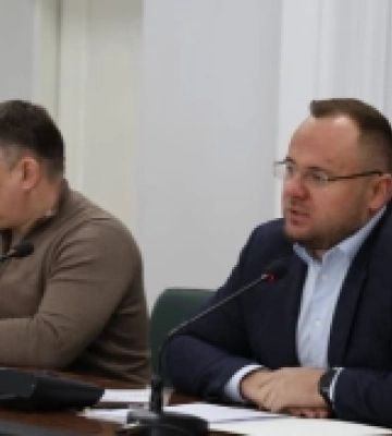 У Луцьку візьмуть під контроль рух транспорту в центральному парку У Луцьку візьмуть під контроль рух транспорту в центральному парку