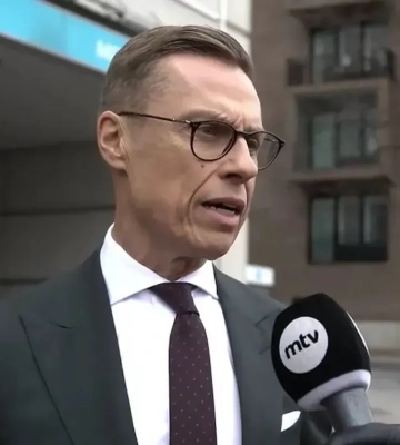 Президент Фінляндії закликав посилити санкції проти Росії через ракетну атаку по Сумах