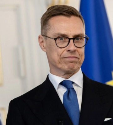 Президент Фінляндії закликав посилити санції проти РФ через удар по Сумах