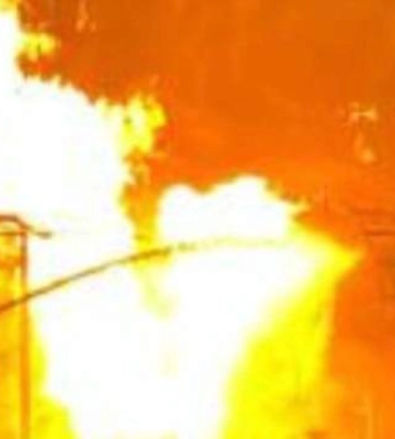 Внаслідок атаки ворожого дрона в Запоріжжі почалася пожежа на АЗС