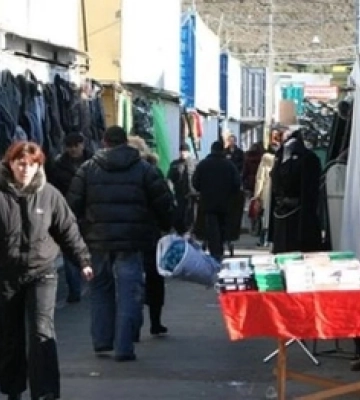 На ринку в Любешеві побилися продавчині: що там сталося