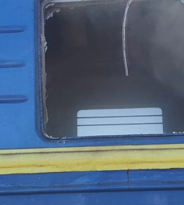 Росіяни ударним дроном атакували пасажирський потяг на Чернігівщині