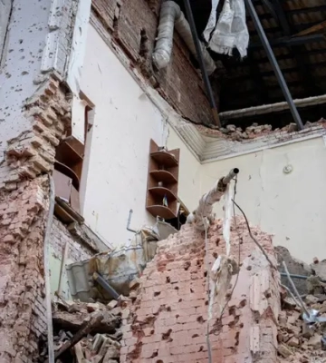 &quot;Дідусю, розмовляйте&quot;: поліція показала перші хвилини після ракетного удару по Сумах