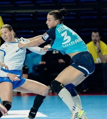 Україна мінімально перемогла Чехію, але залишилася поза жіночим чемпіонатом світу з гандболу