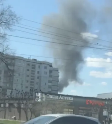 У Сумах пролунав вибух: місто огорнув дим (відео)