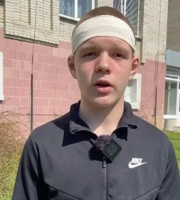 У мене вистачило сил. І ще був адреналін: 13-річний Кирило розповів, як рятував людей з палаючого автобуса у Сумах