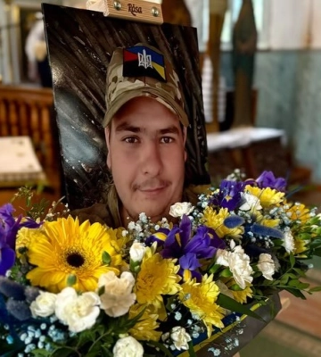 До рідної домівки повертається загиблий Герой Артем Сидорук з Волині