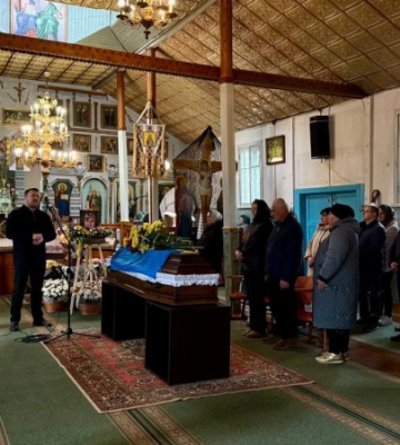 Сім місяців сім’я жила в очікуванні та надії: на Волині попрощались з Героєм Юрієм Березовським