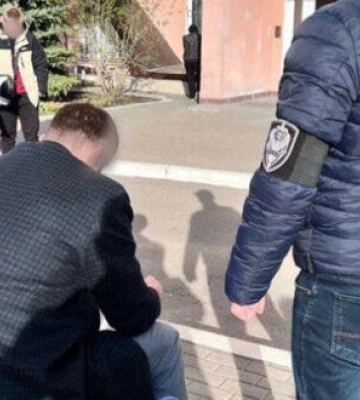 Посадовця ГУ ДПС у Київській області викрито на одержанні 735 тис. грн хабаря
