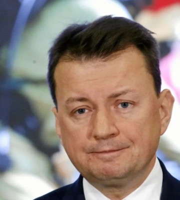 Екс-міністр оборони Польщі Блащак: Меркель та Шольц несуть відповідальність за війну в Україні Екс-міністр оборони Польщі Блащак: Меркель та Шольц несуть відповідальність за війну в Україні