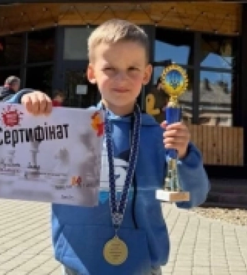 Вихованець Моршинського шахового клубу тріумфував на турнірі у Львові
