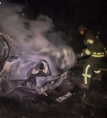 Росіяни атакували з БпЛА цивільне авто у Херсоні