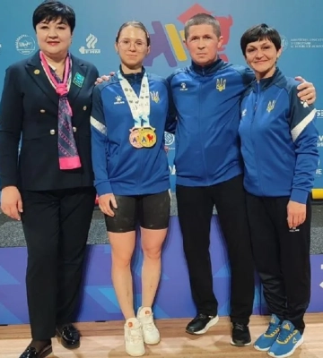 Українка Ольга Івженко виборола &quot;золото&quot; та &quot;бронзу&quot; на Чемпіонаті Європи з важкої атлетики