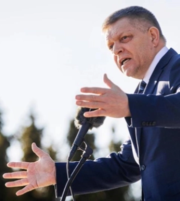 Фицо не стал осуждать Россию за атаку на Сумы Фицо не стал осуждать Россию за атаку на Сумы