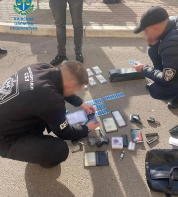 В Киевской области налоговик требовал более 700 тысяч гривен взятки за беспрепятственную деятельность
