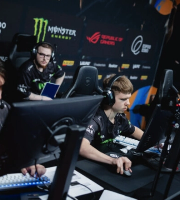 B8 Esports — PARIVISION. Austin Major. Квалификация. Смотреть онлайн. LIVE