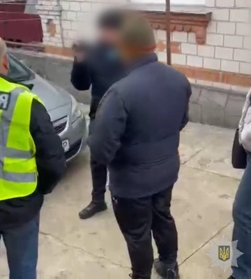 Віддали 28, 5 тис доларів за виїзд з країни: прикордонники затримали ухилянтів з Дніпропетровщини та ще двох областей