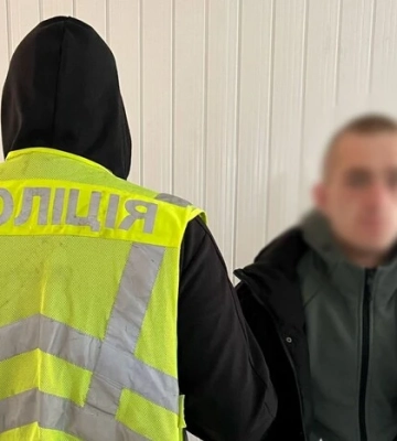 Зухвале пограбування військового біля метро: який вирок отримав грабіжник