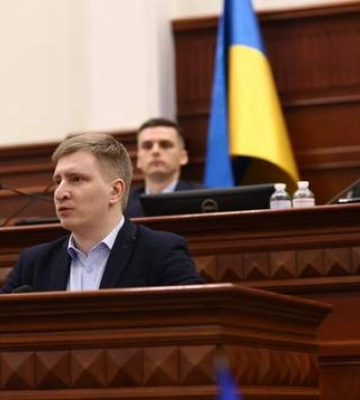 Бондаренко пішов з посади секретаря за власним бажанням: Київрада не підтримала його звільнення