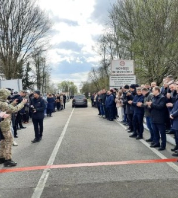 Історична подія на Закарпатті: відкрито новий пункт пропуску "Велика Паладь – Нодьгодош" Історична подія на Закарпатті: відкрито новий пункт пропуску "Велика Паладь – Нодьгодош"