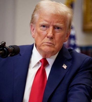 В администрации Трампа советуют ему усилить позицию по отношению к РФ - СМИ