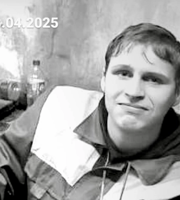 &quot;Шел освящать вербу&quot;: что известно о 17-летнем Олеге, которого убила российская ракета в Сумах
