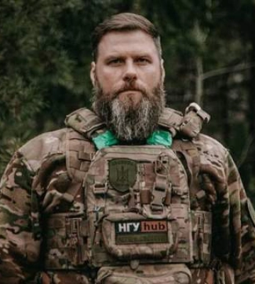 Рятує російських солдатів: актор-воїн розповів про батька, який живе в окупованому Донецьку