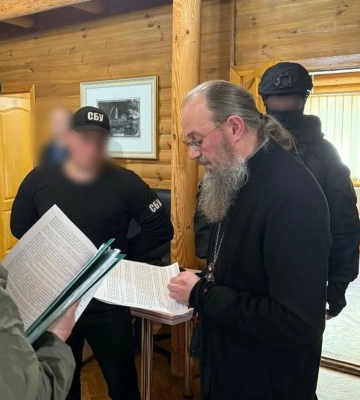 СБУ та Нацполіція прийшли з обшуками до канцелярії Київської Митрополії УПЦ МП – джерела