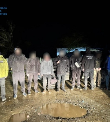 Від €8000 до €13000 за втечу з країни – на Буковині викрито чергових організаторів незаконного переправлення ухилянтів за кордон