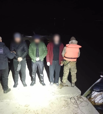 На Одещині чоловіки на гідроскутері перекинулися під час спроби незаконного перетину кордону