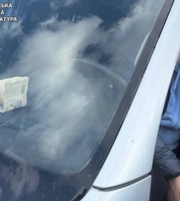 В Харькове разоблачили посредника, предлагавшего "помощь" в получении водительских прав