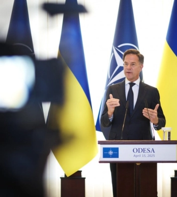 Рютте: НАТО стоїть з Україною, наша відданість конкретна та видима