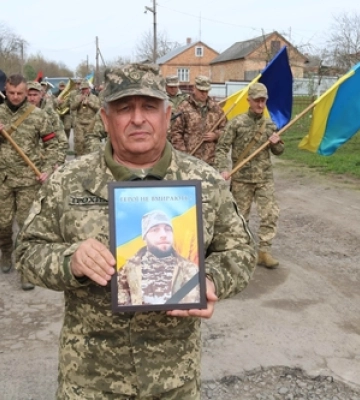 На Волині попрощалися з Героєм Володимиром Прусом 