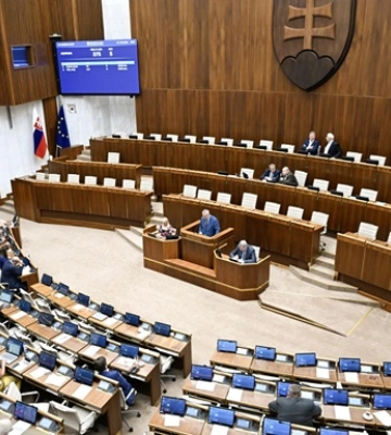 Парламент Словакии отказался осуждать Россию за атаки на Кривой Рог и Сумы