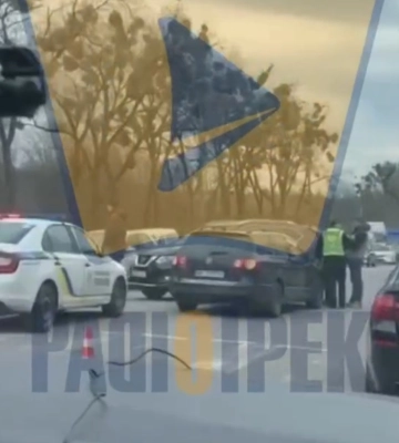 Навпроти обласної лікарні у Рівному - ДТП