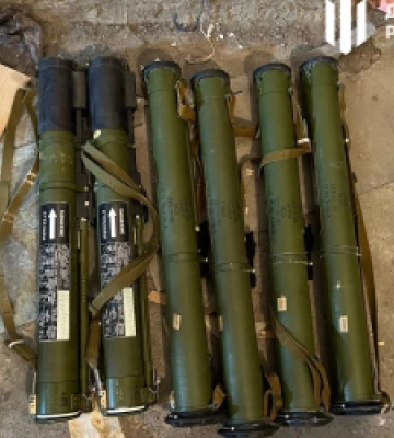 ДБР заявило про виявлення великого складу зброї в середмісті Києва