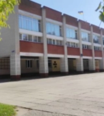 Літні канікули у школах Луцька триватимуть три місяці