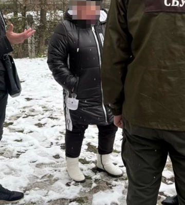 СБУ на Буковині повідомила про підозру ексголові МСЕК та його поплічниці, які вимагали хабар за оформлення інвалідності СБУ на Буковині повідомила про підозру ексголові МСЕК та його поплічниці, які вимагали хабар за оформлення інвалідності