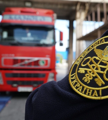 На трьох пунктах пропуску на Закарпатті перевірятимуть автомобільні ваги