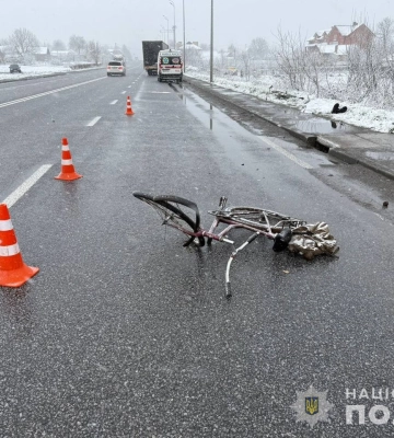 Поліція Вінниччини встановлює обставини двох ДТП, одна з яких - смертельна