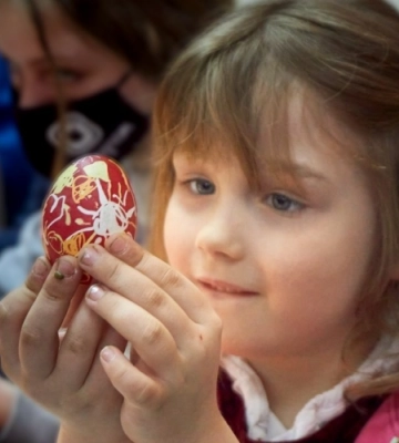 Луцькі школярі зустрінуть Великодній понеділок онлайн