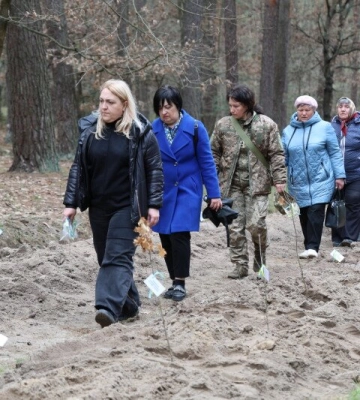 У Луцькому районі рідні полеглих Захисників висадили «Ліс Героїв» у пам&#039;ять про близьких (Фото)