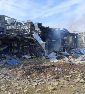 У Херсоні показали наслідки ранкових обстрілів Центрального району
