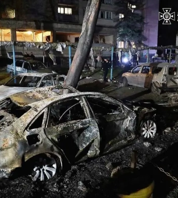 Атака дронів на Дніпро: троє загиблих, серед них дитина, десятки поранених