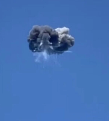 Вибух пролунав у Миколаєві: ППО збила "Шахед". ВIДЕО