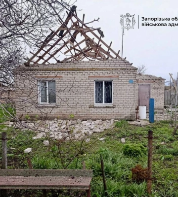Упродовж доби армія РФ завдала 350 ударів по 15 населених пунктах Запорізької області: є поранений