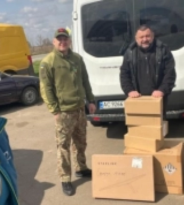 Ковельська громада передала на фронт дрони, зарядні станції і інше обладнання