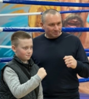 У Рівному відкрили оновлену боксерську залу на базі ліцею